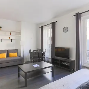  Apartment Champs De Mars